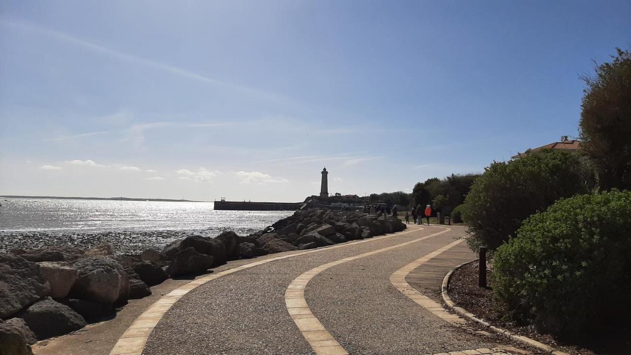 Le Petit Bleu De Didonne 28M2 150 M De La Plage Avec Balcon Saint-Georges-de-Didonne ภายนอก รูปภาพ